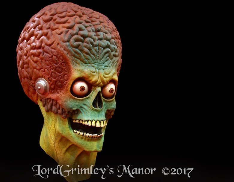 Ack Ack. Martians have returned and are available at Lordgrimley.com

#halloween365 #halloween #horror #cosplay #trickortreat #halloweenmask #mask
#lordgrimleysmanor #lordgrimley.com 
#haunter #halloweendecor #halloween2024
#scary 
#marsattacks #alie