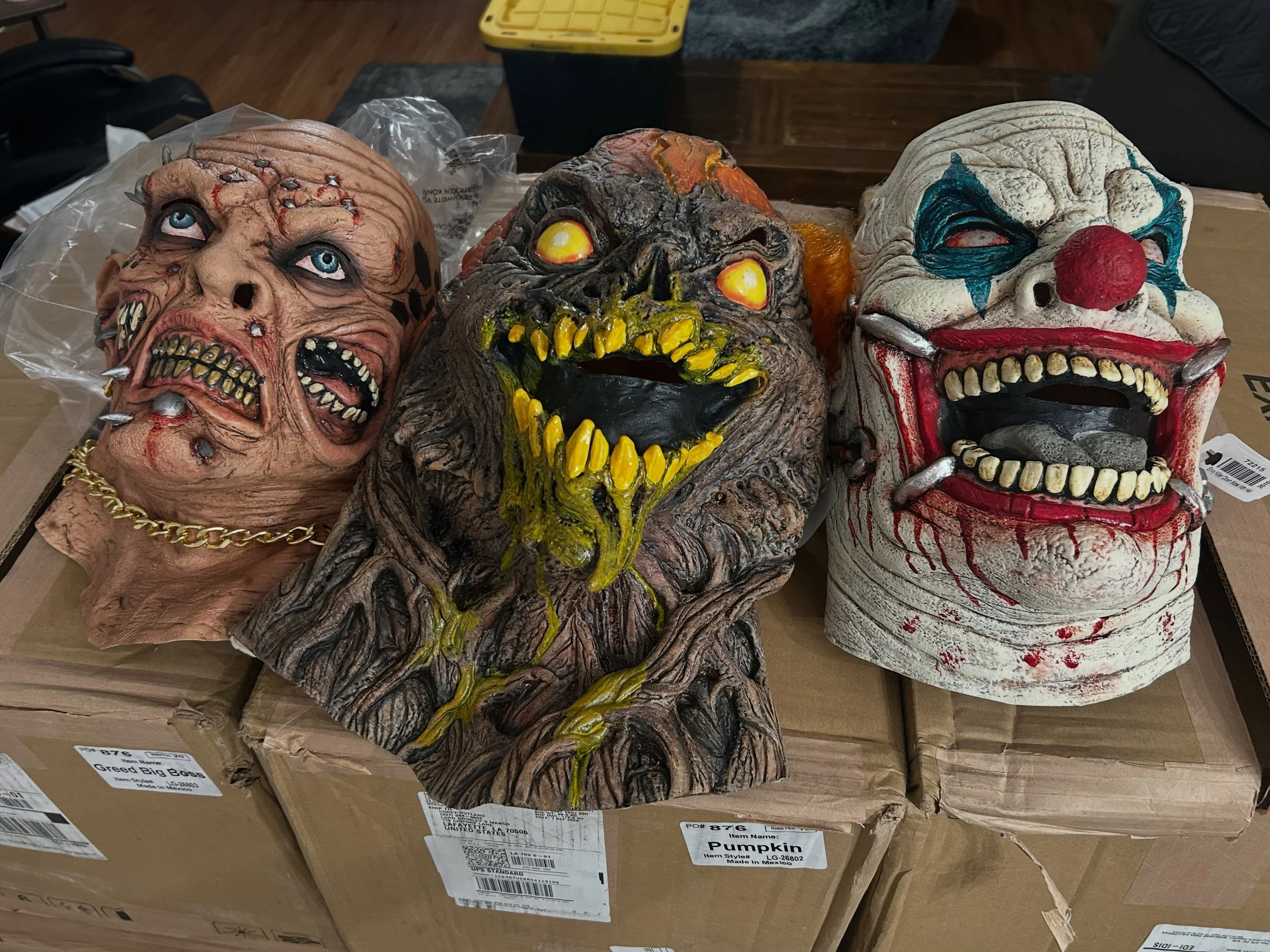 The Seven Deadly Sins have arrived at the Manor. Preorders start shipping Thursday and Friday. 

Artist @anders_lerche #pumkin #scarecrow #clown #sevendeadlysins