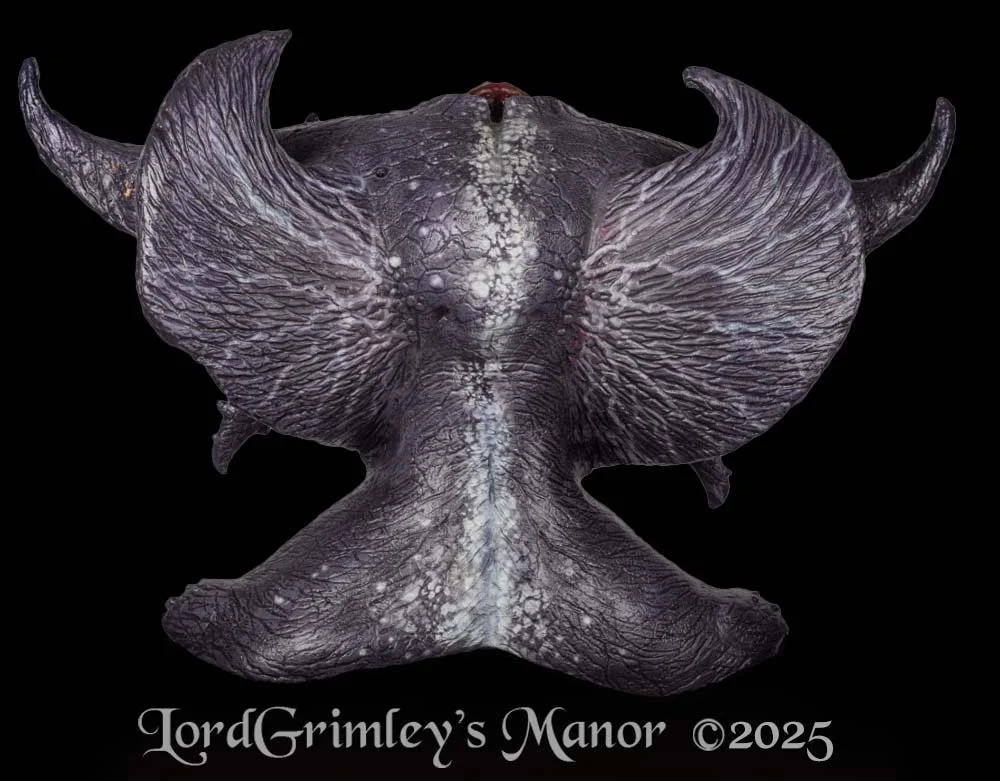 Ghoulish Productions - Warlord Alien - Master of the Three Latex Mask - Halloween Alien Mask - Lord Grimley's Manor