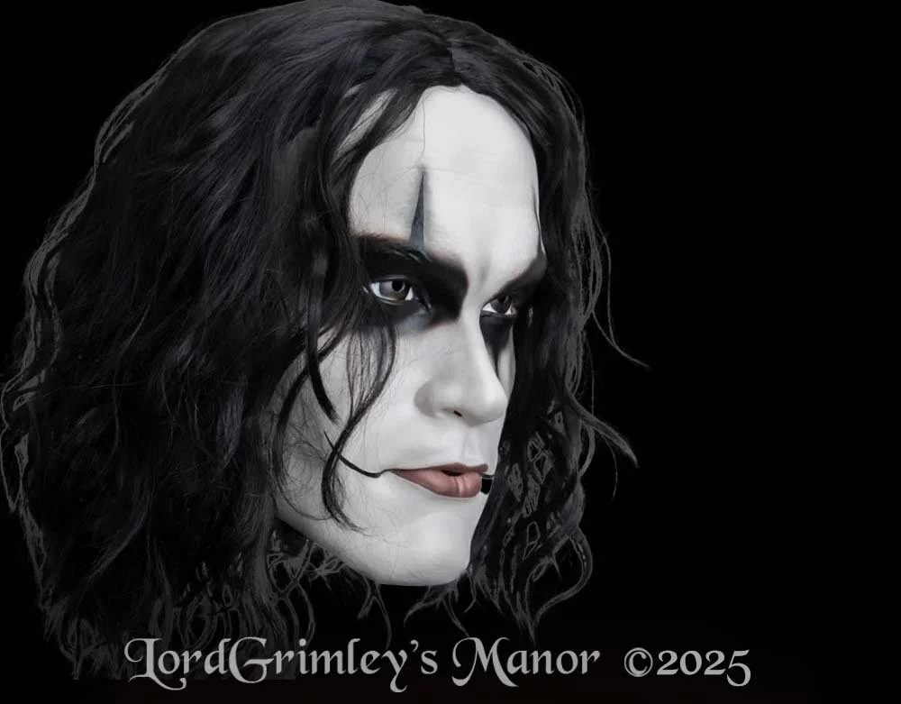 Trick or Treat Studios - Officially Licensed Eric Draven The Crow - Deluxe Injection Halloween Mask - Lord Grimley's Manor