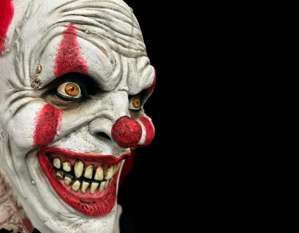Oktober Studios - Jerry Red Dark Web Killer Clown of Nightmares - Halloween Latex Mask - Lord Grimley's Manor