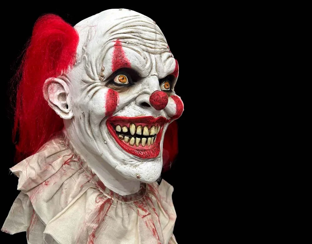 Oktober Studios - Jerry Red Dark Web Killer Clown of Nightmares - Halloween Latex Mask - Lord Grimley's Manor