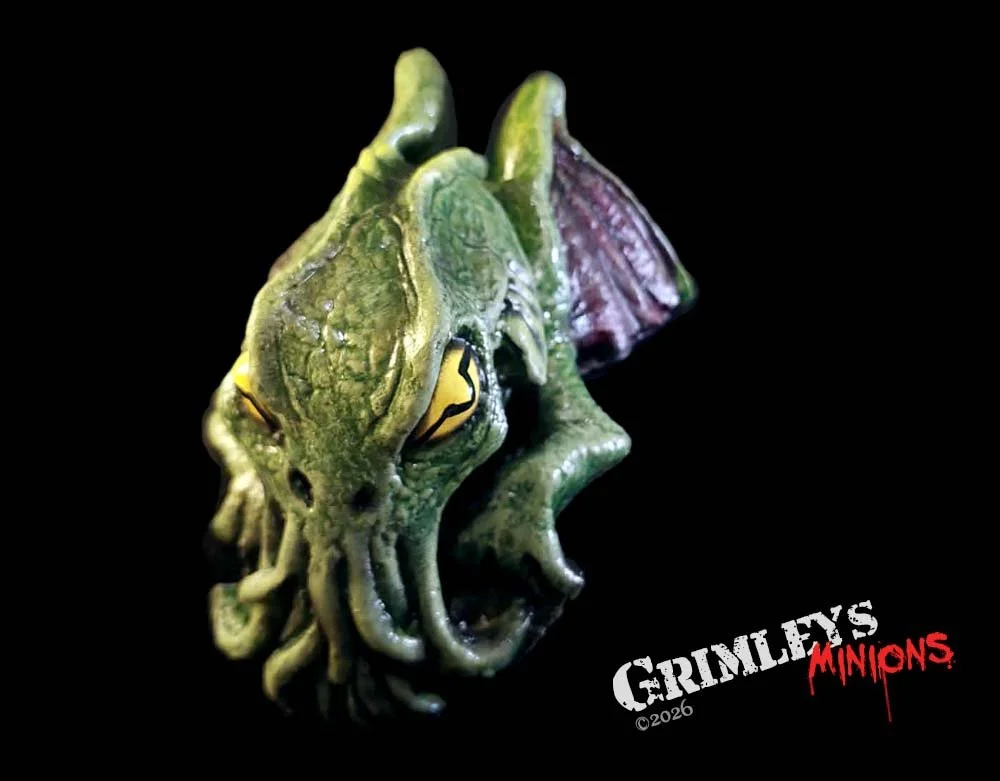 Lord Grimley's Manor Exclusive - Cthulhu Latex Halloween Shoulder Buddy - Exclusive Halloween Prop (Copy)