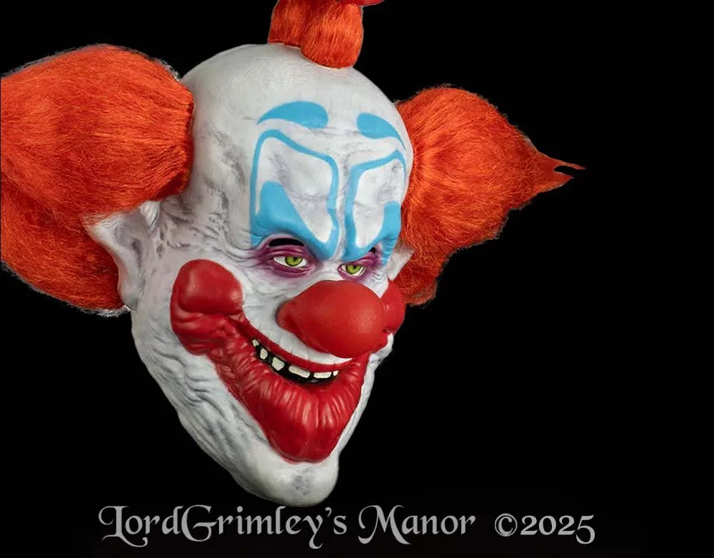 Trick or Treat Studios - Officially Licensed Slim Killer Clown From Outer Space - Halloween Deluxe Injection Mask - Lord Grimley's Manor