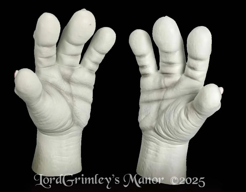 Trick or Treat Studios - Officially Licensed Killer Klowns From Outer Space Halloween Latex Gloves - Lord Grimley's Manor