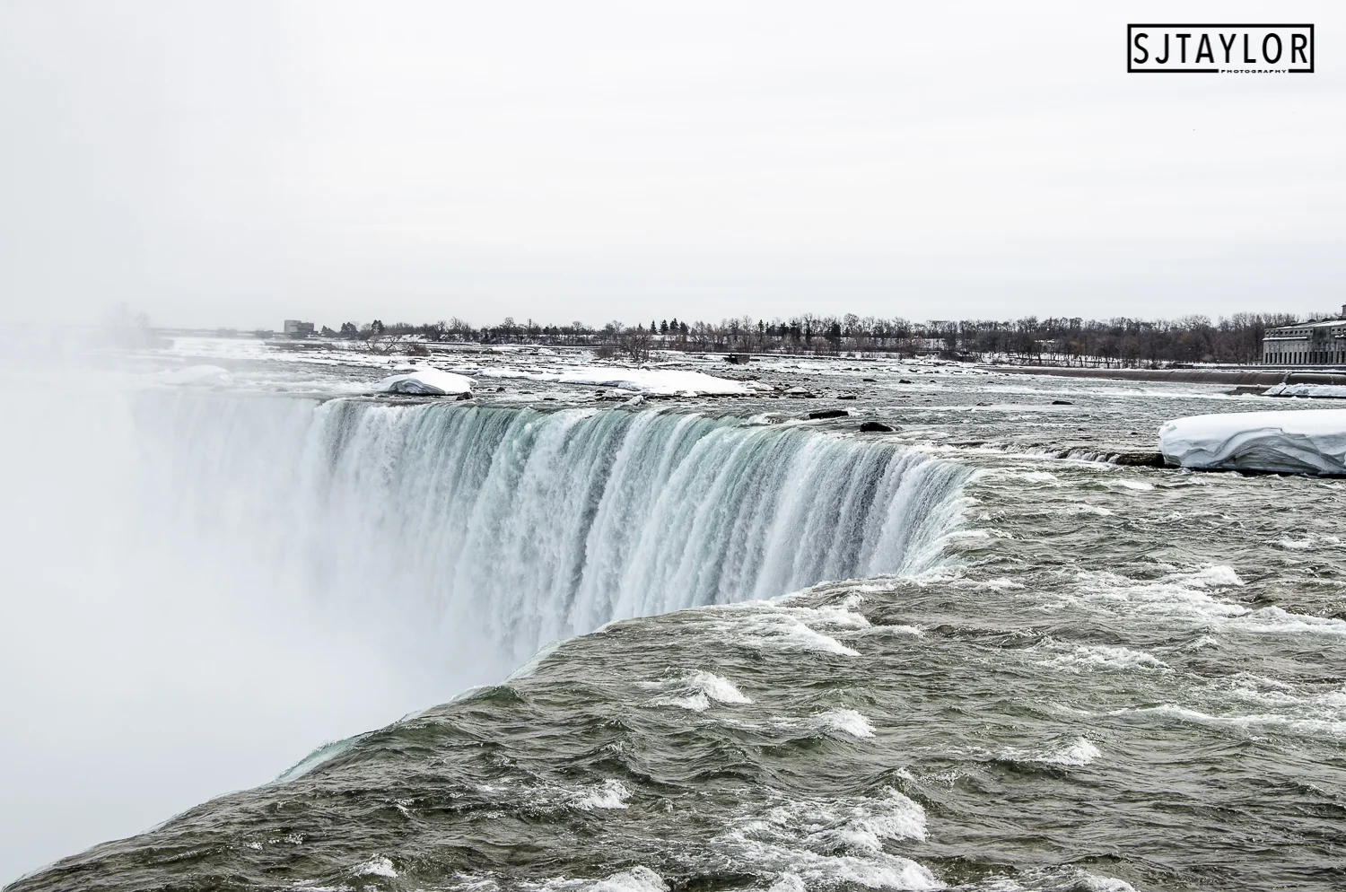 NIAGARA-1.jpg