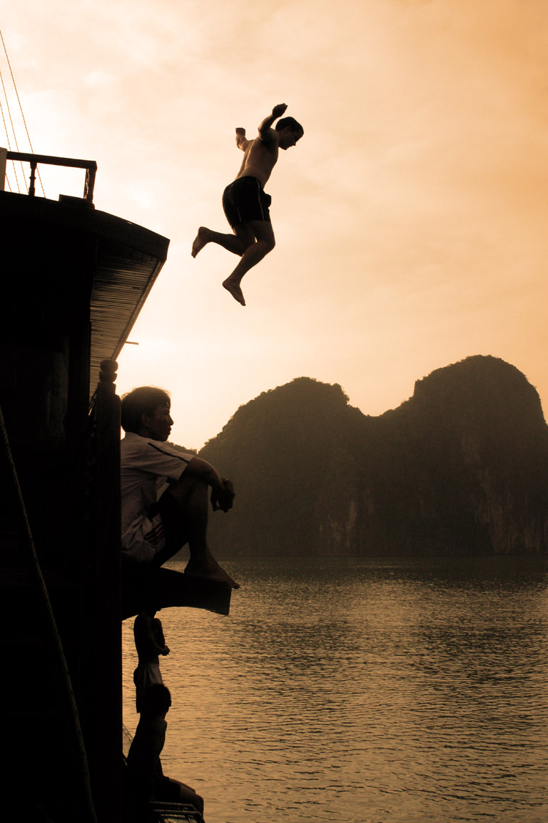 Travel_003_WEB..jpg