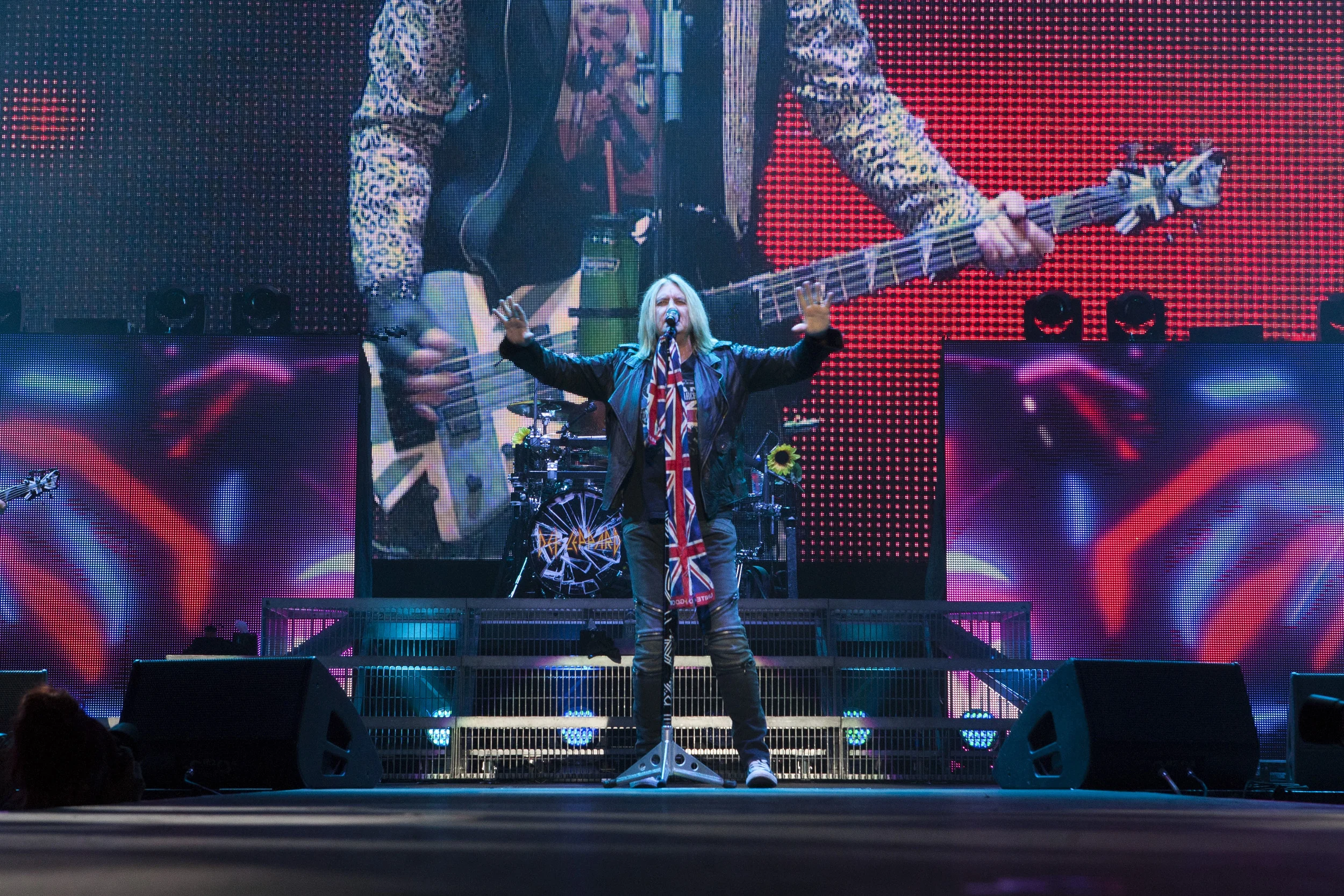 DefLeppard_01.jpg