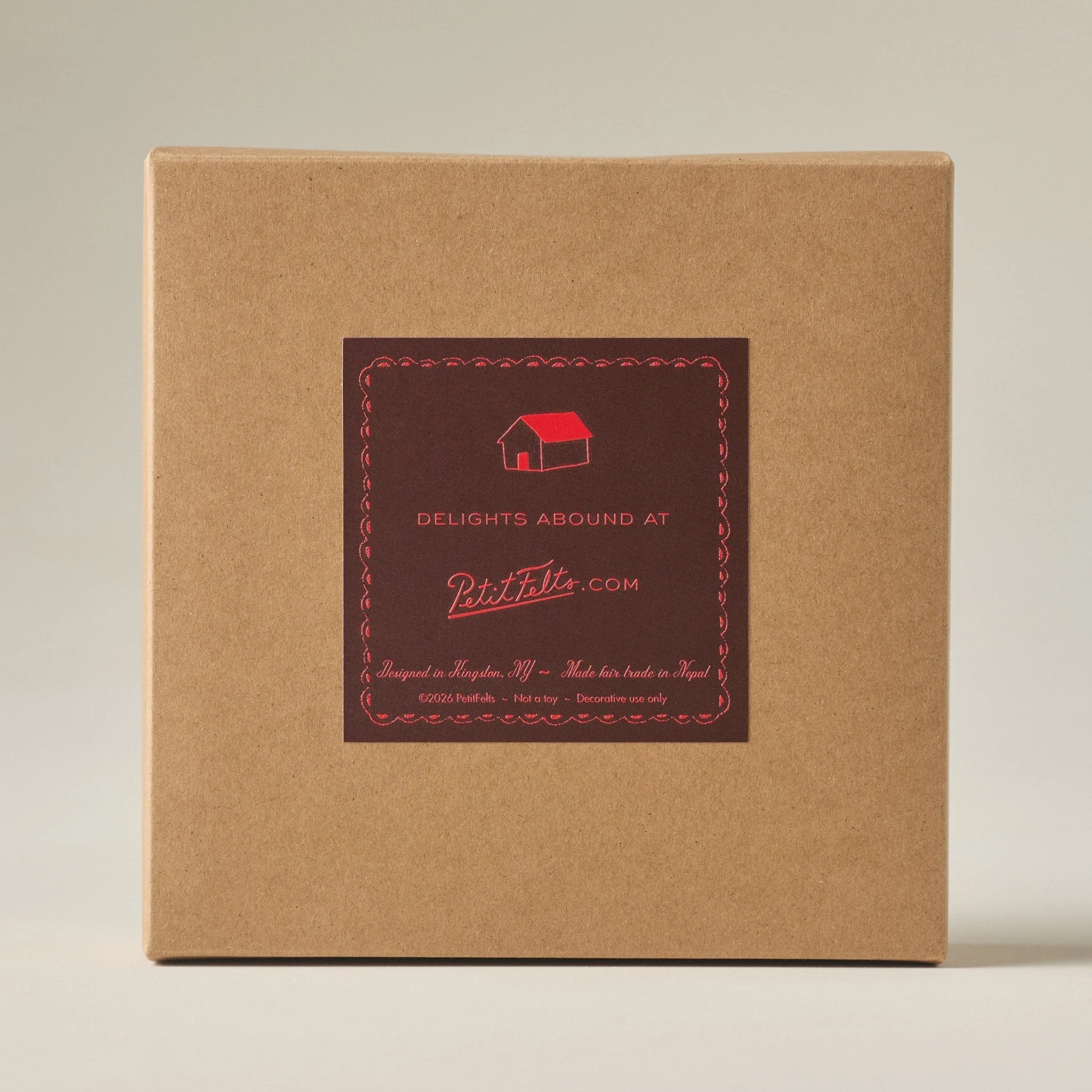 Back of the PetitFelts Bagel ornament set box label