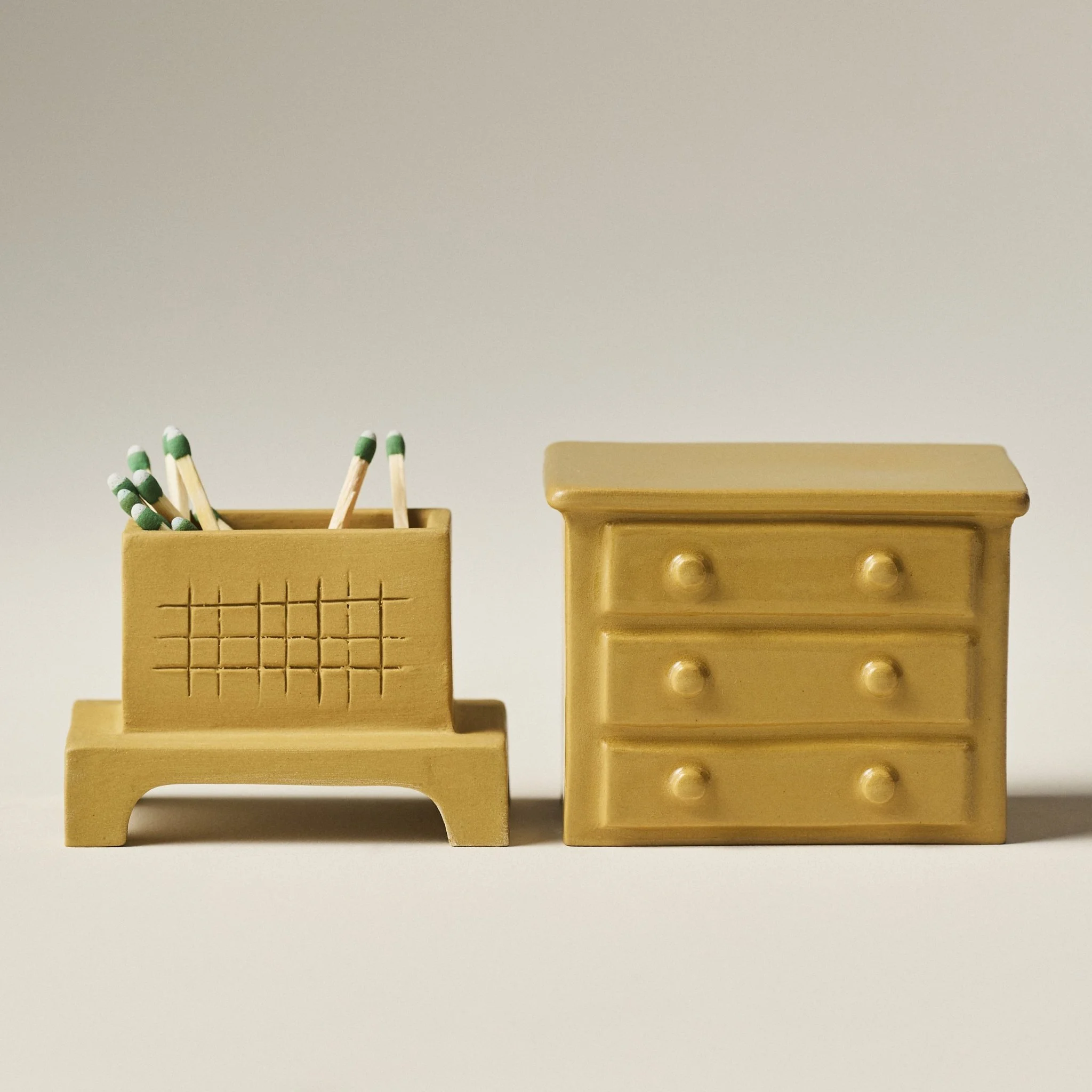 Porcelain match holder set showing both the drawer chest and open matchbox top