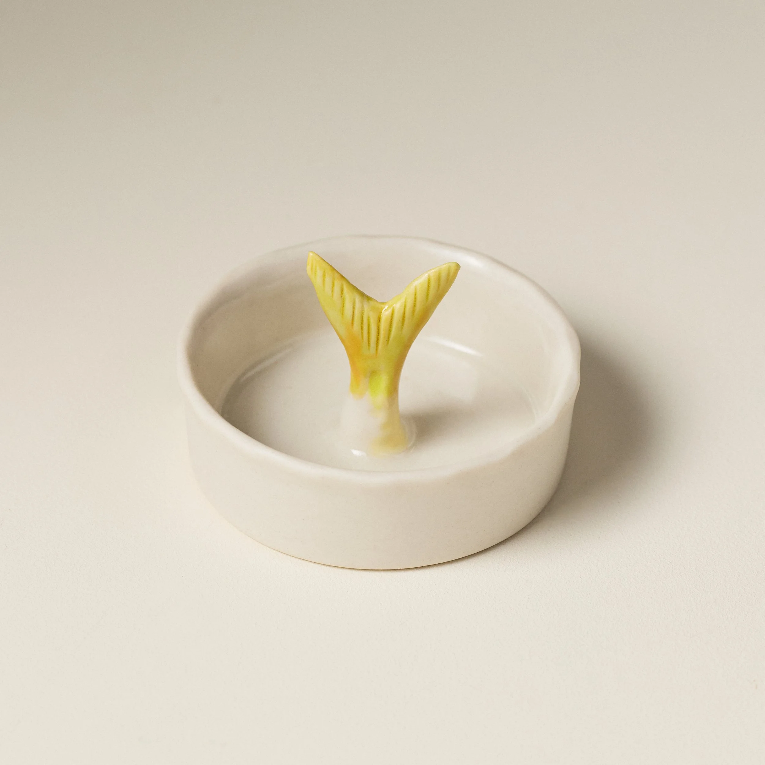 Julian Tail Bowl - Moonflower