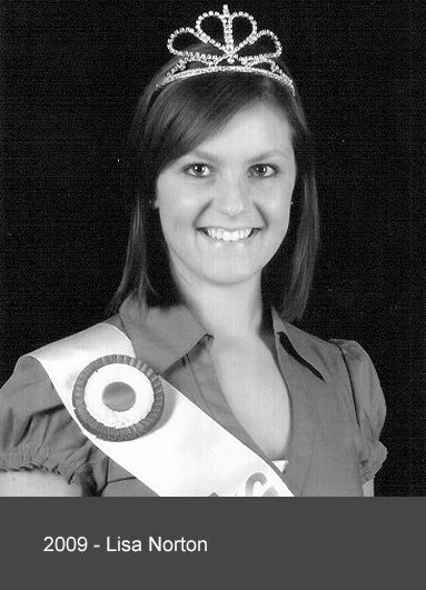 2009 - Lisa Norton .jpg