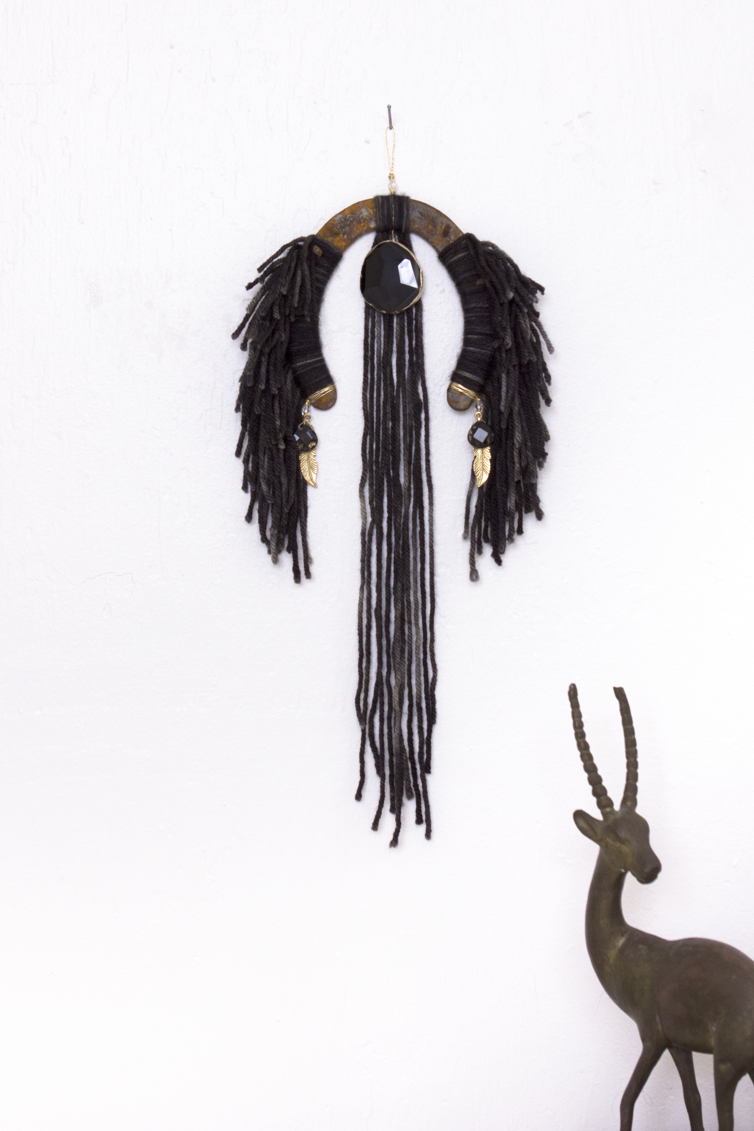 Lucky Feathers (Horseshoe)