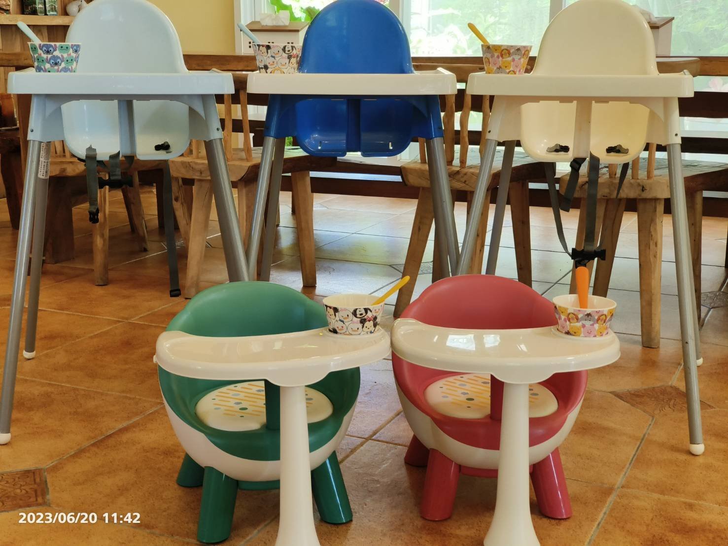 兒童餐桌椅