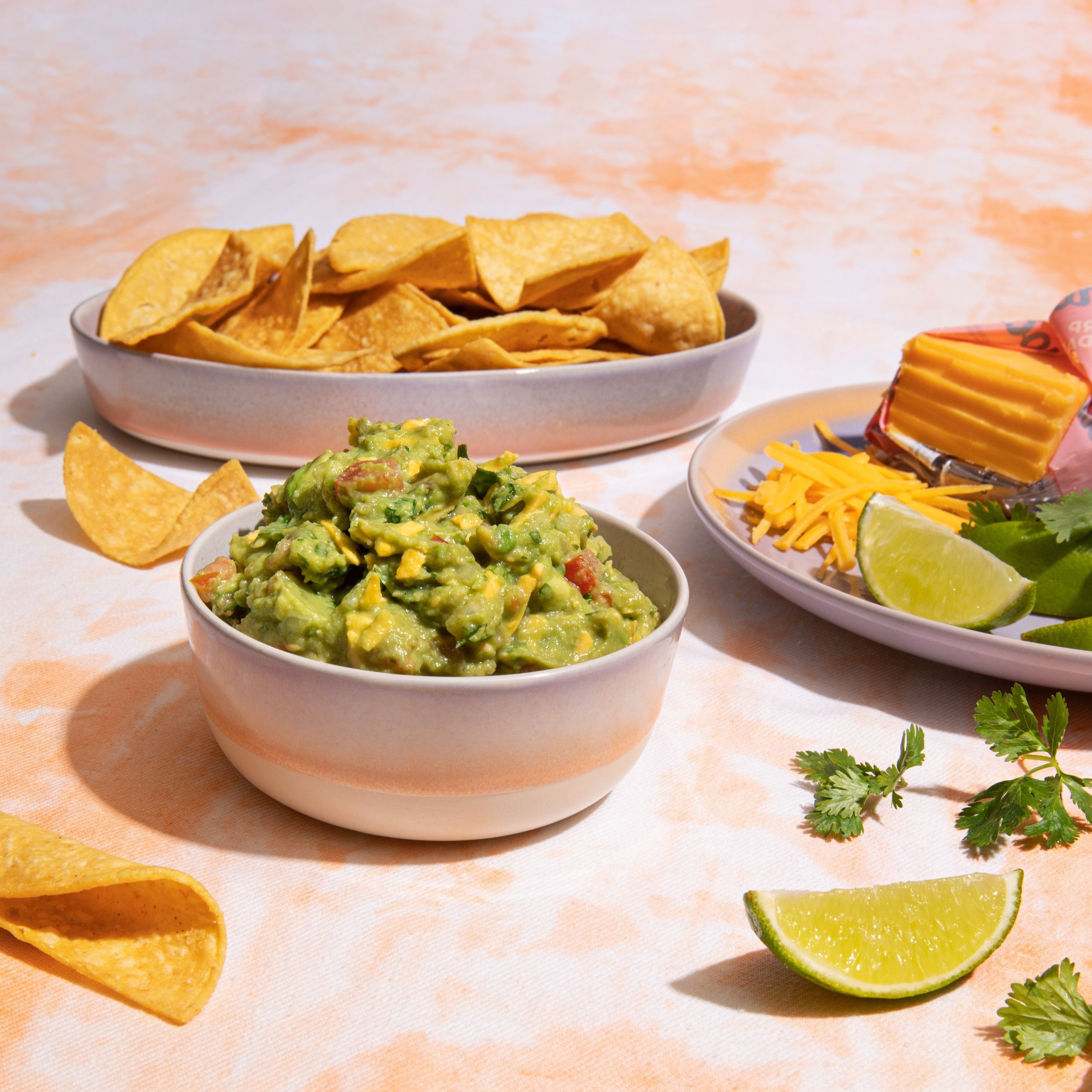Cheesy+Guac_ombre+bowls_uncropped.jpg