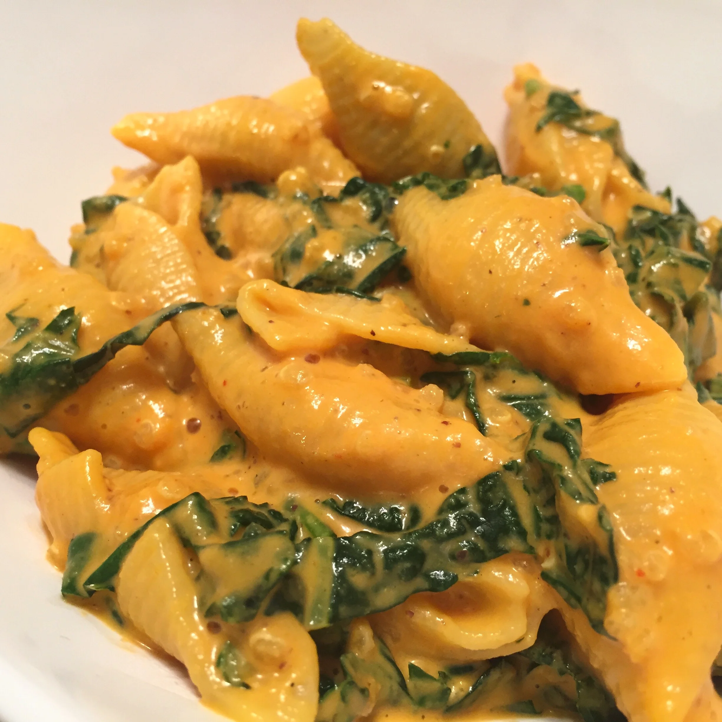 BEST VEGAN MAC AND CHEESE