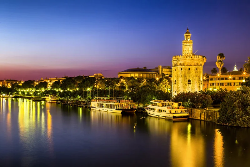 sevilla-noche.jpg