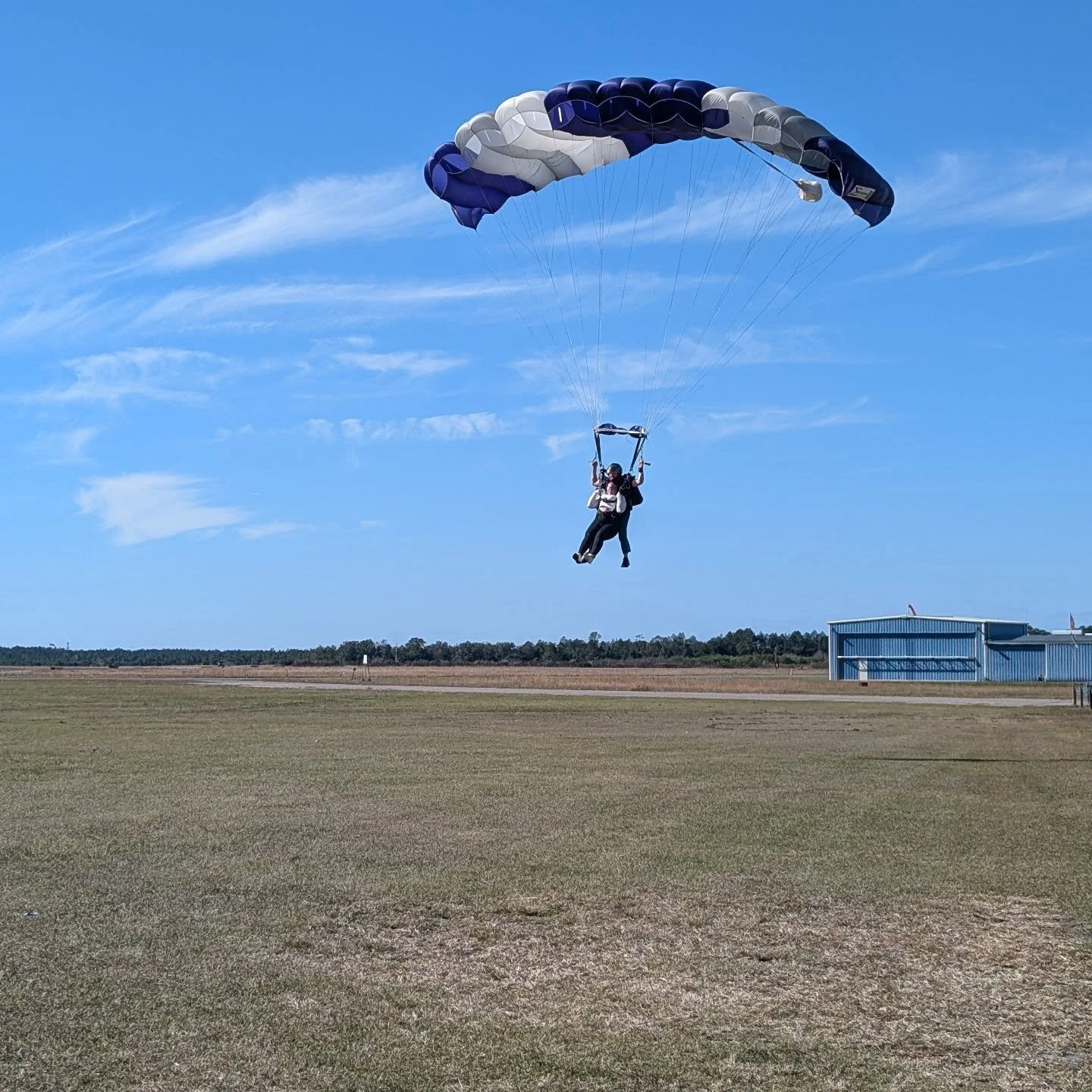 Trying to think of the perfect gift? 🎁😜 We've got you! December Discounts are here just in time for the holidays! $195/ person tandem skydive special! 🎄🪂 Give us a call at 386-328-0606 or visit skydivepalatka.com to get yours!
-
-
-
-
-
-
-
-
-
-