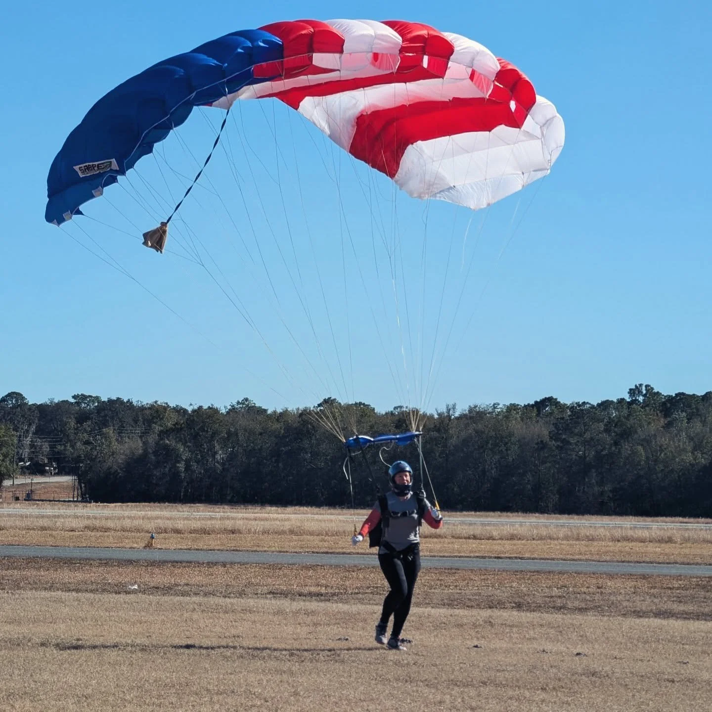 🌞 Who's ready to Skydive!? The weather is getting better and better 🌞  Sign up today at skydivepalatka.com or call 386-328-0606
-
-
-
-
-
-
-
-
#skydiving #learntoskydive #tandemskydiving #gainsville #staugustine