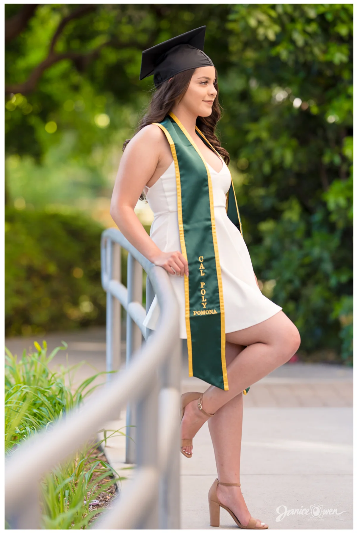 janiceowenphotography_grad4.jpg