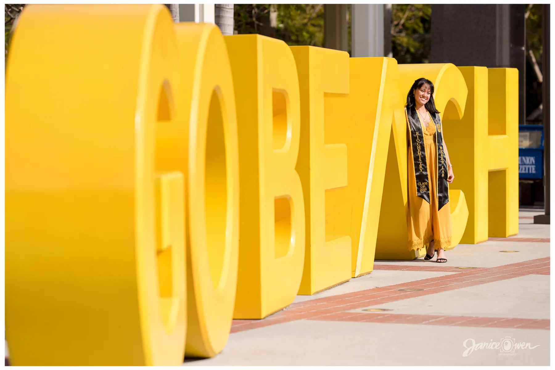 janiceowenphotography_grad2019 (5).jpg
