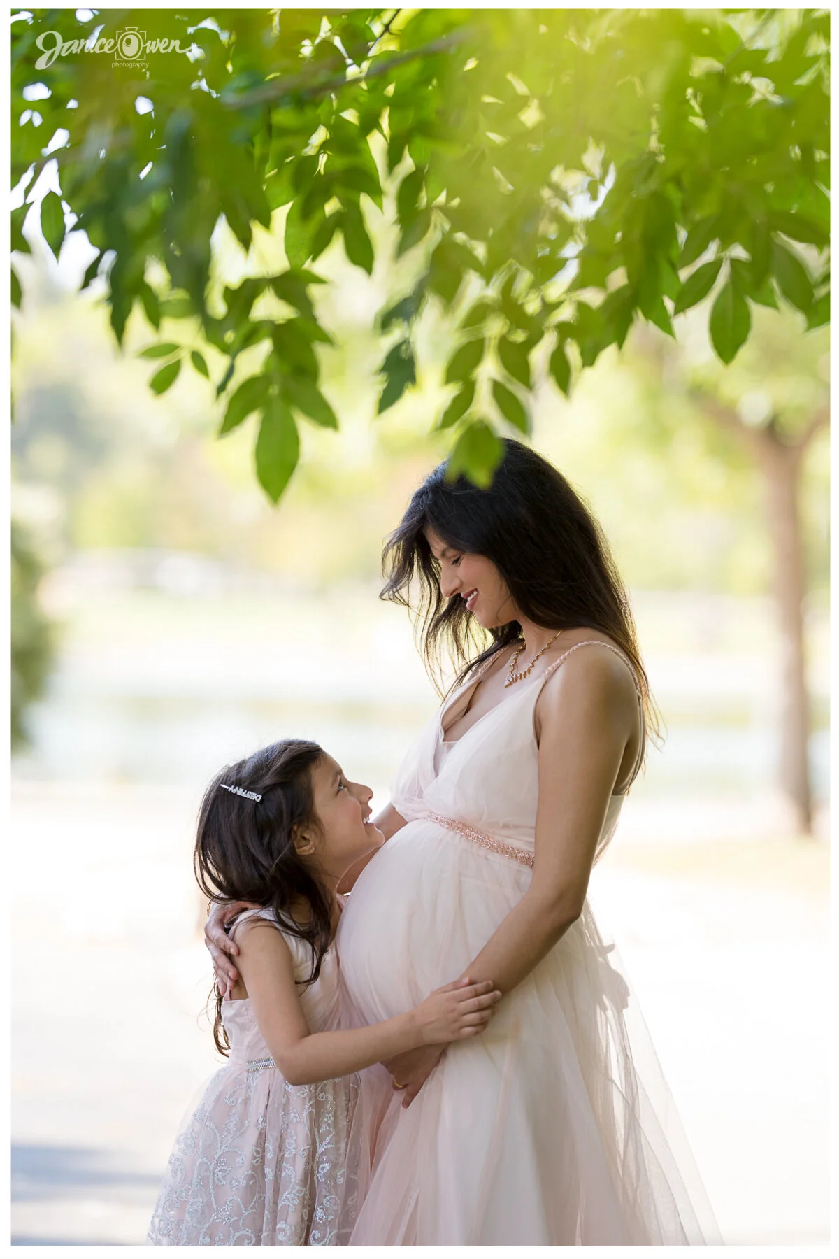 MaternityPhotos_janiceowenphotography 1.jpg