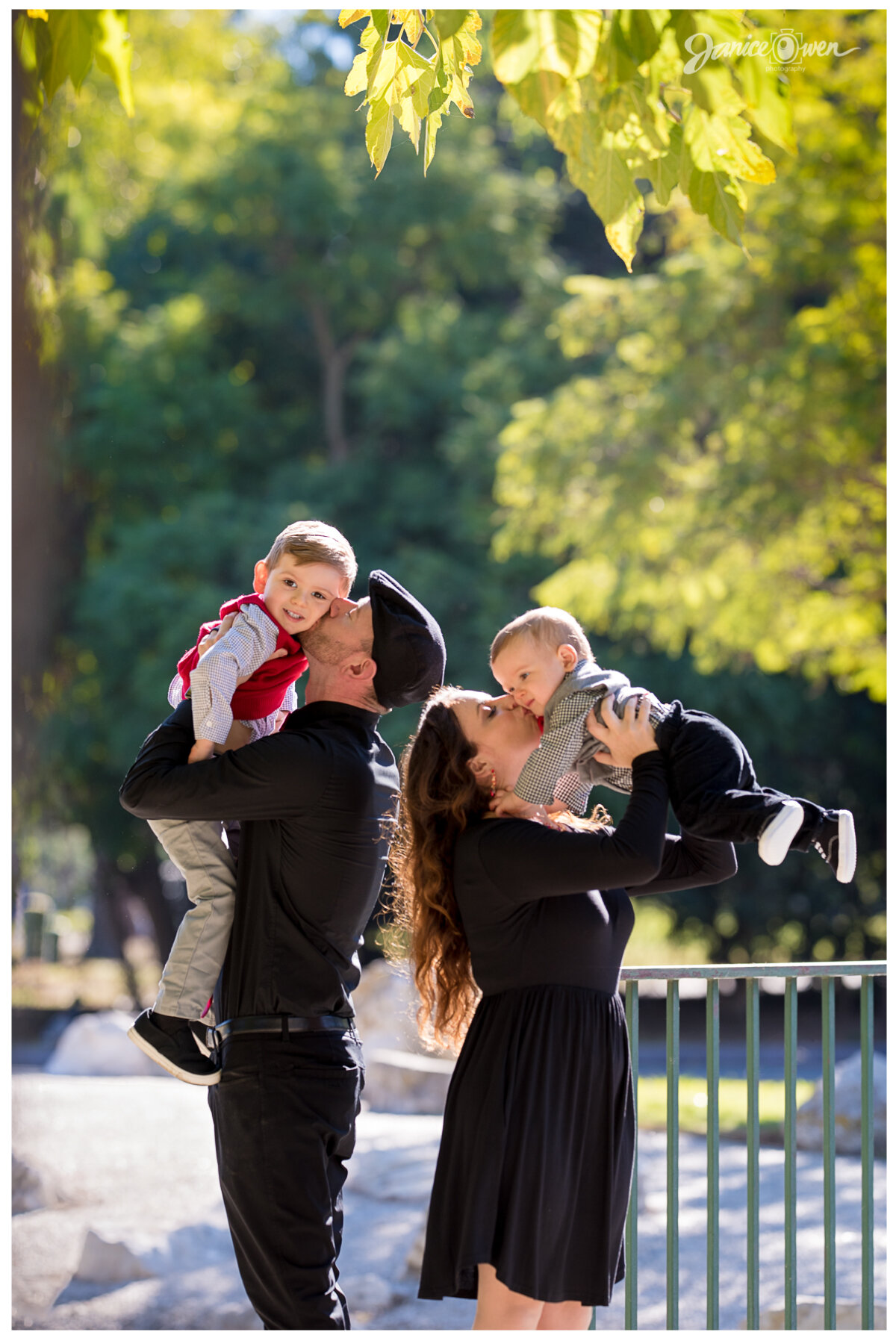 FamilyMiniSession_janiceowenphotography 3.jpg