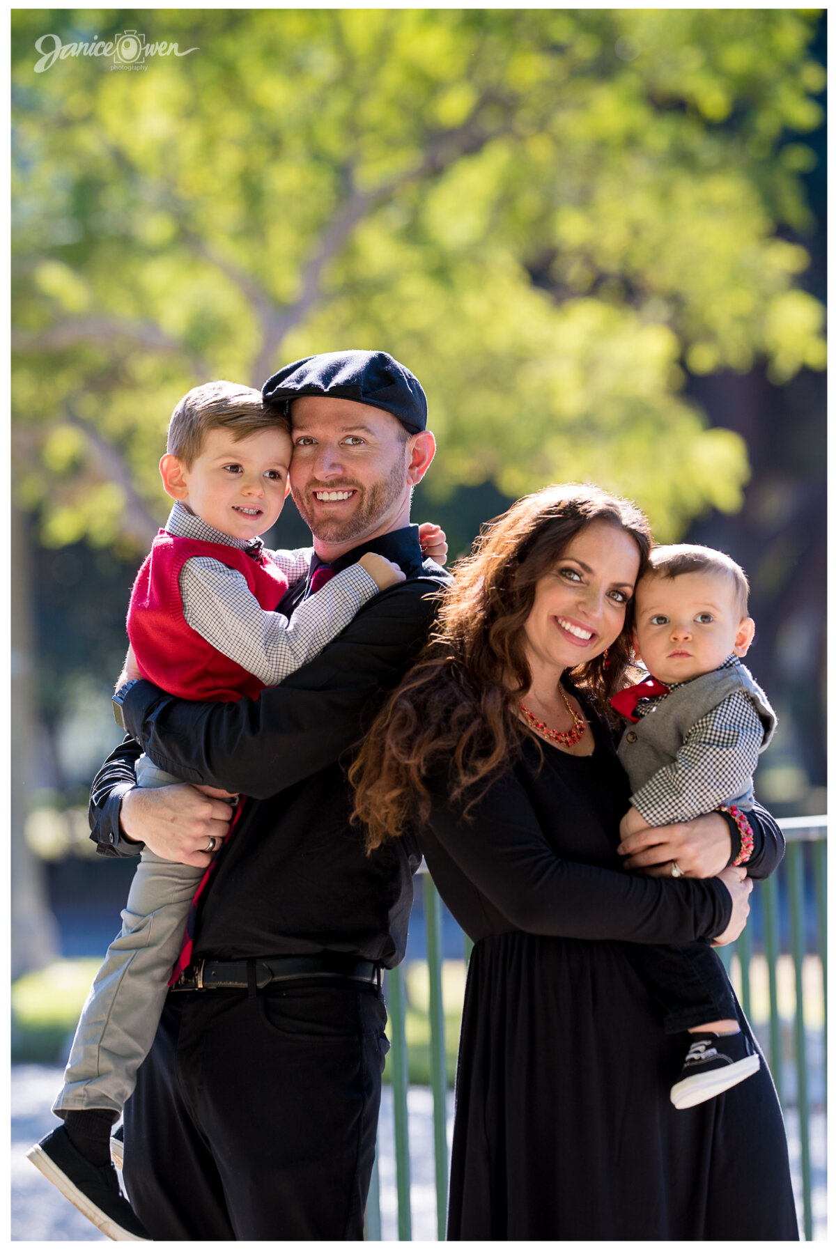 FamilyMiniSession_janiceowenphotography 4.jpg