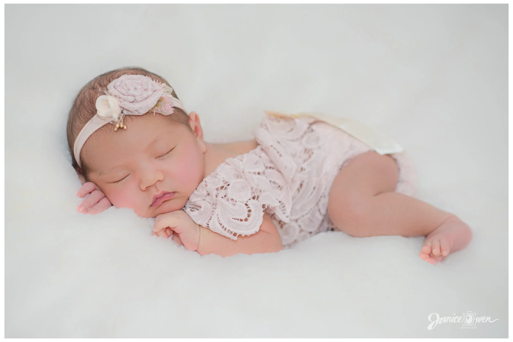 NewbornPortraits_janiceowenphotography 11.jpg
