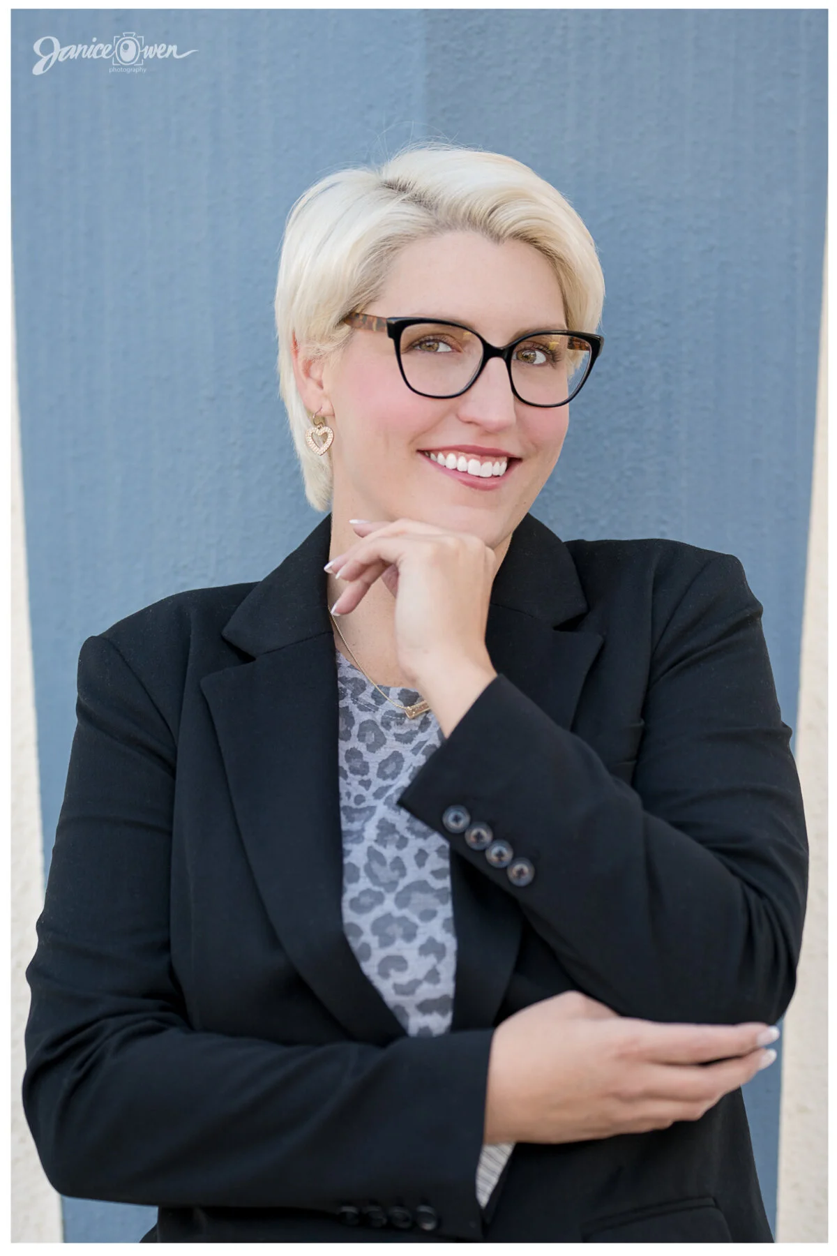Professional Headshots by Janice Owen Photography - 2.jpg