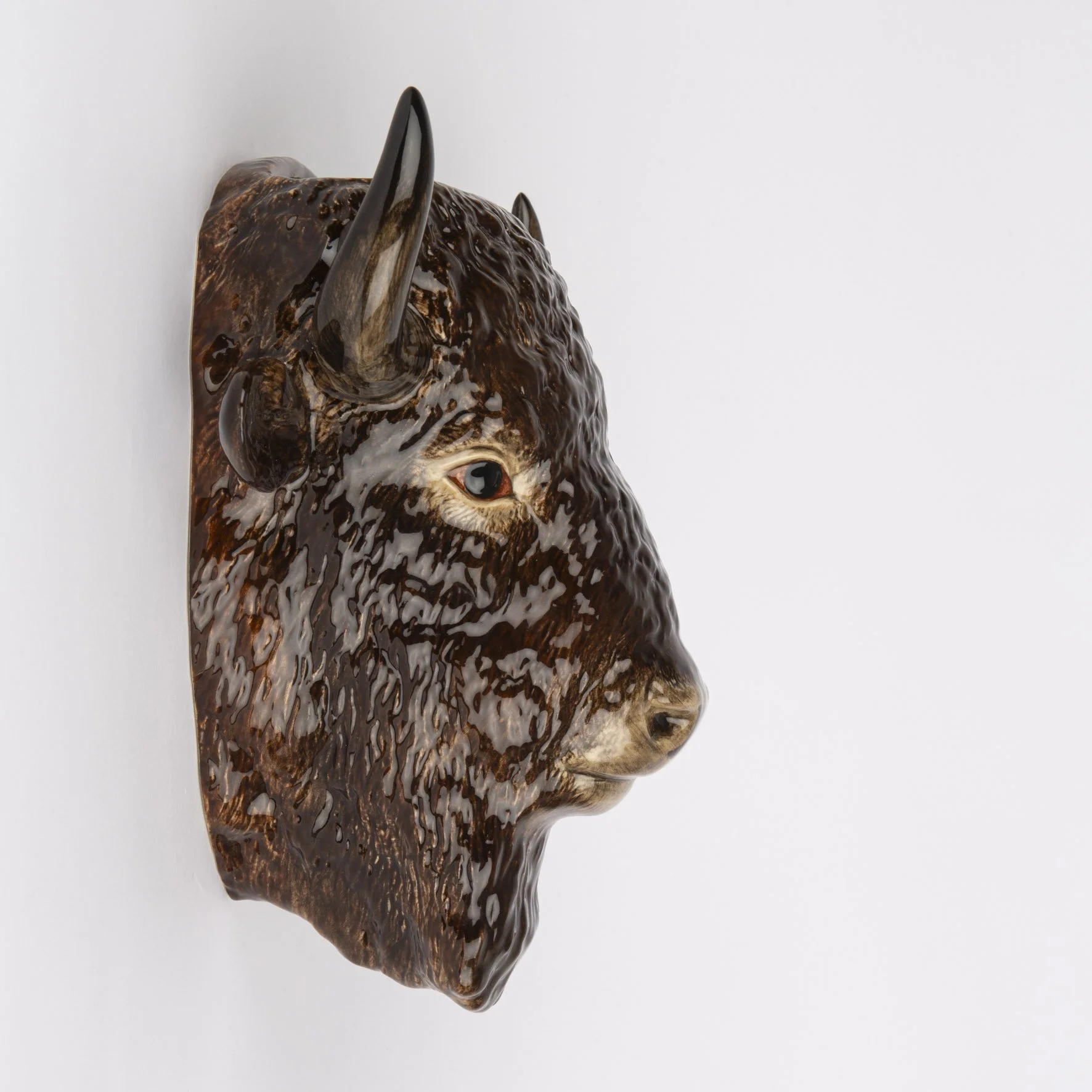 Buffalo Wall Vase 01 .jpg