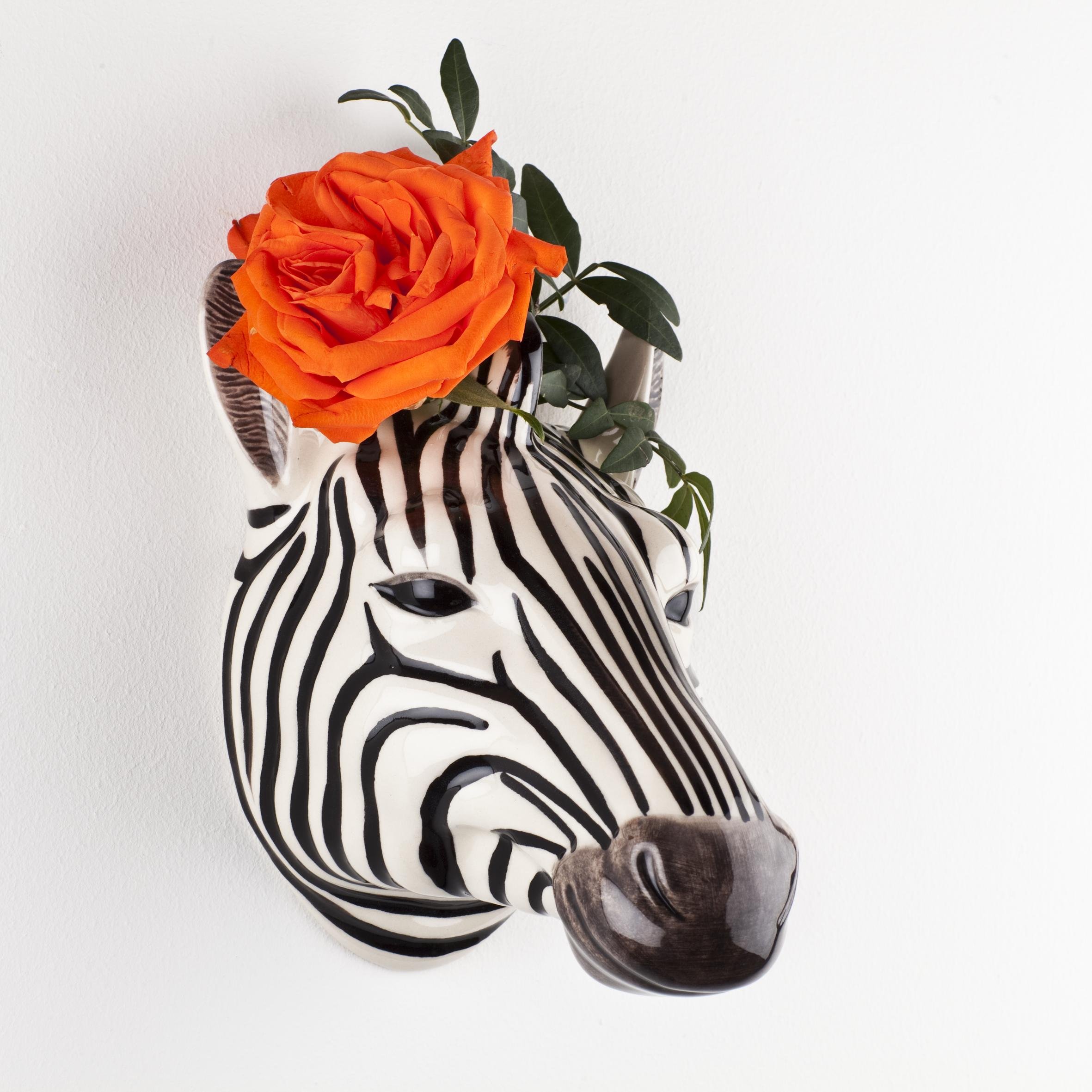 Zebra wall vase large 04.jpg