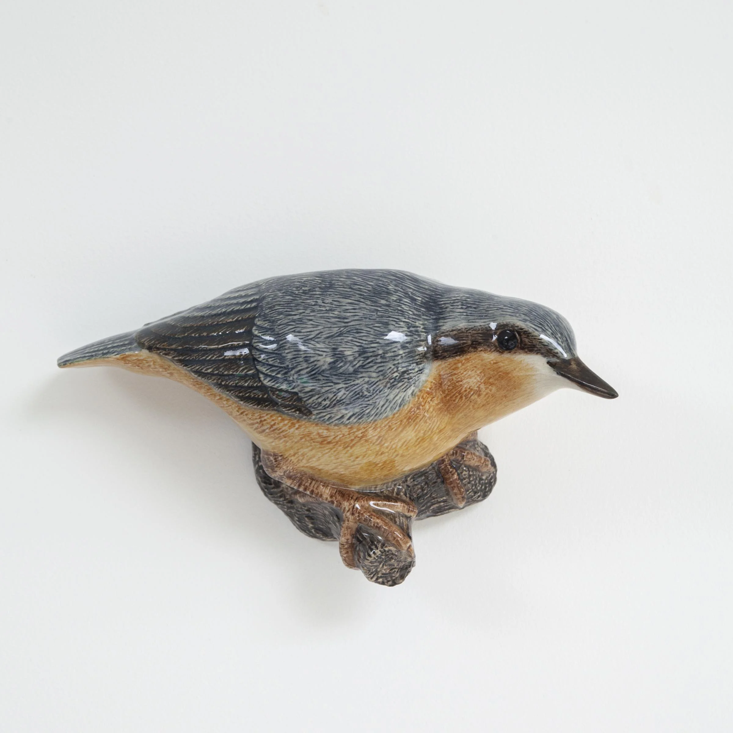 Nuthutch Wall vase small img 02.jpg