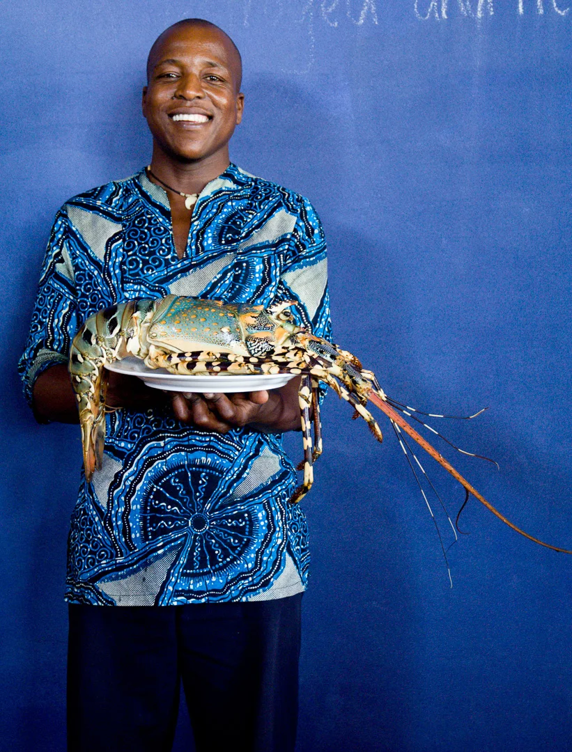 Waiter, Mozambique