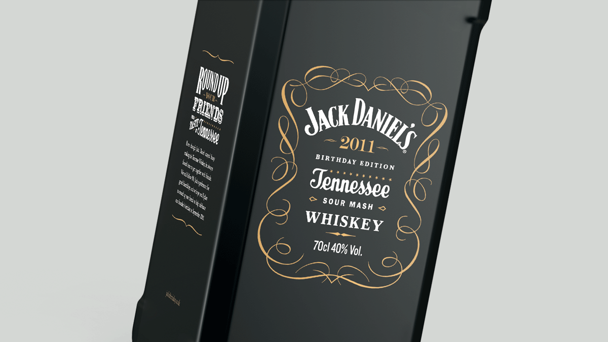 jd-bottle_1200x675_3.gif