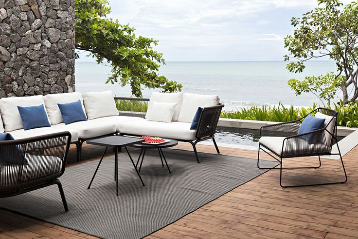 Sandur Outdoor Lounge furniture from Oasiq.