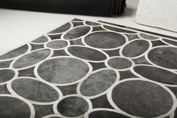 Yerra retro Patterned hair-on-hide rug