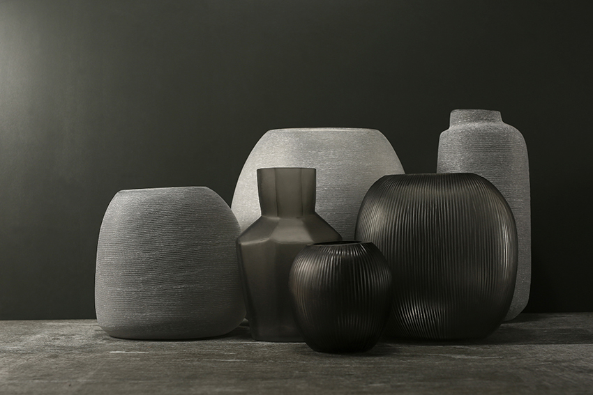 Papua Grey and Ono Grey glass vessel from Guaxs