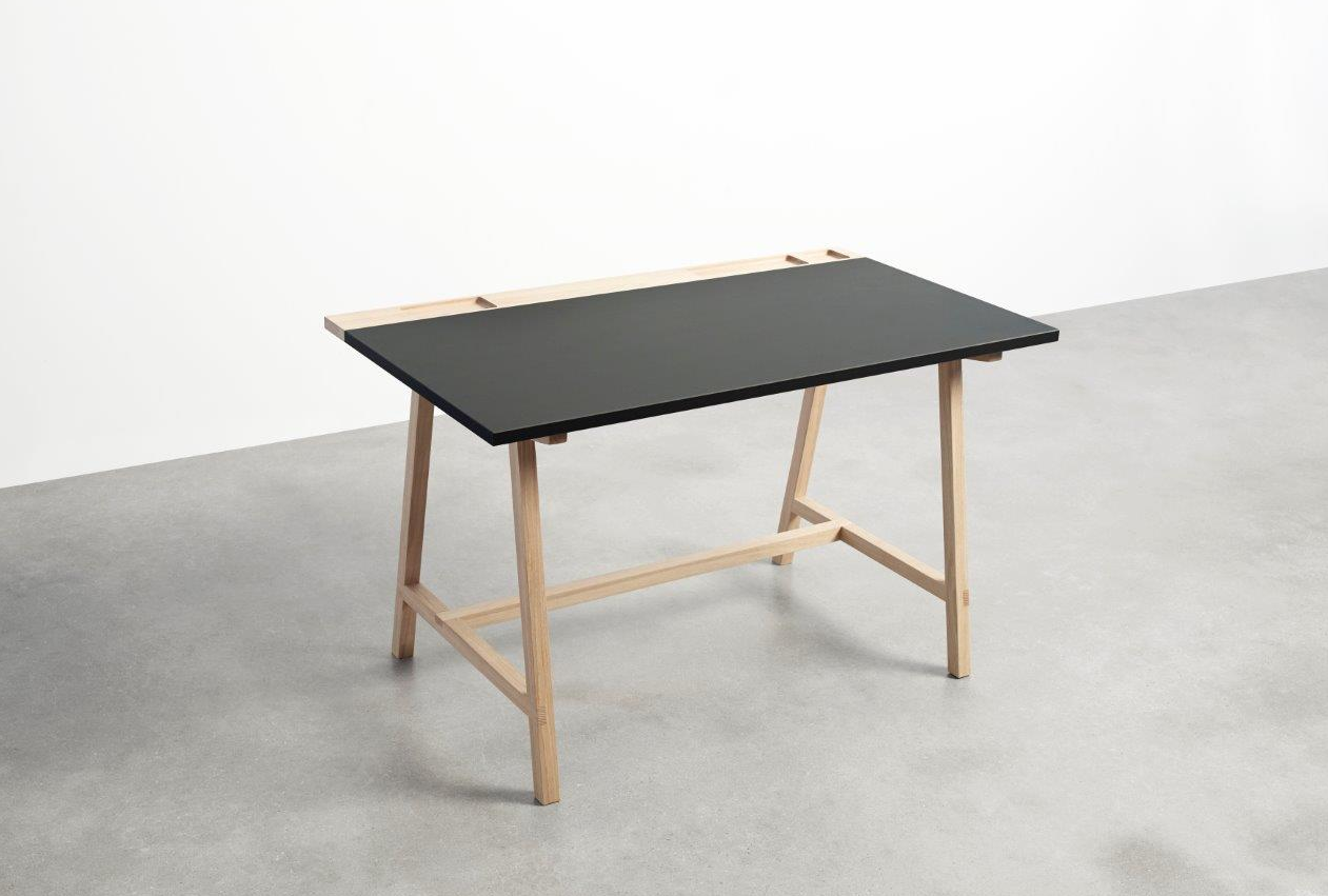 Andersen D1 desk