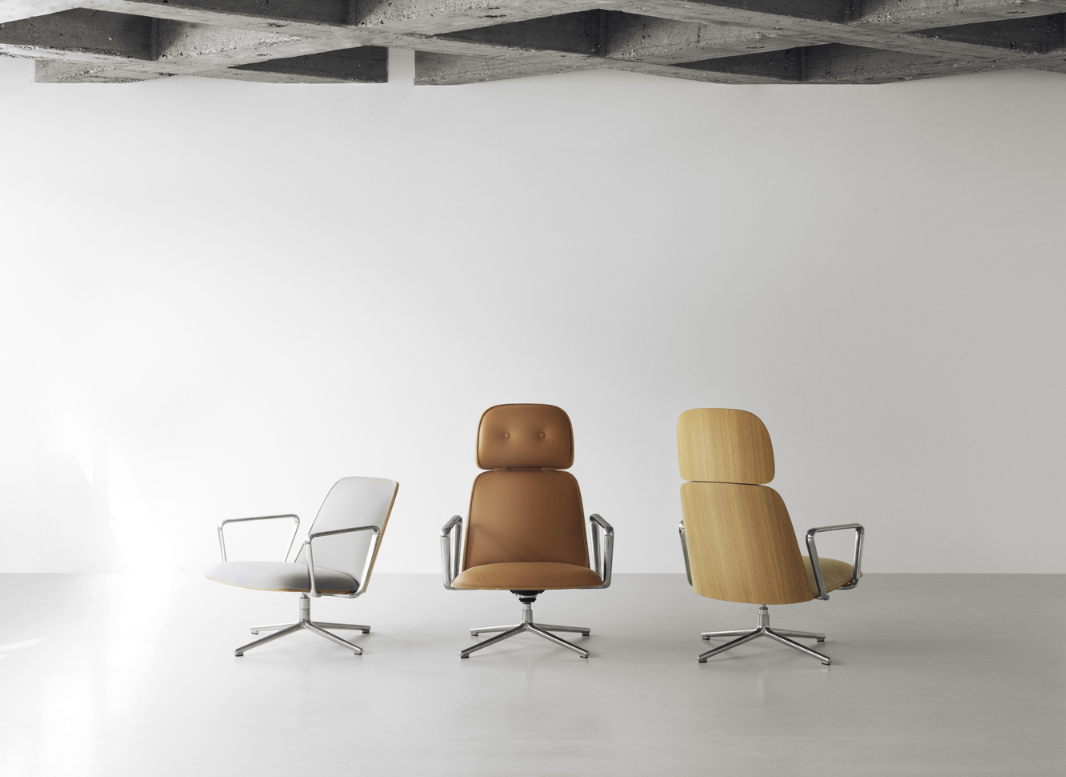 Pad Lounge chair with High back and swivel at Morlen Sinoway by Normann Copenhagen