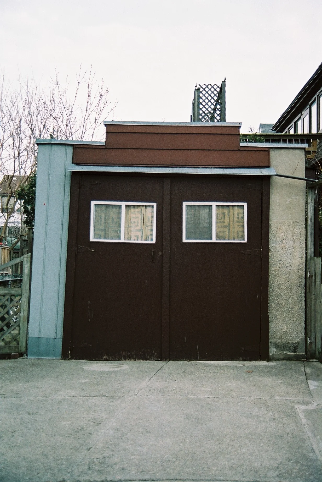 F1000009B.JPG