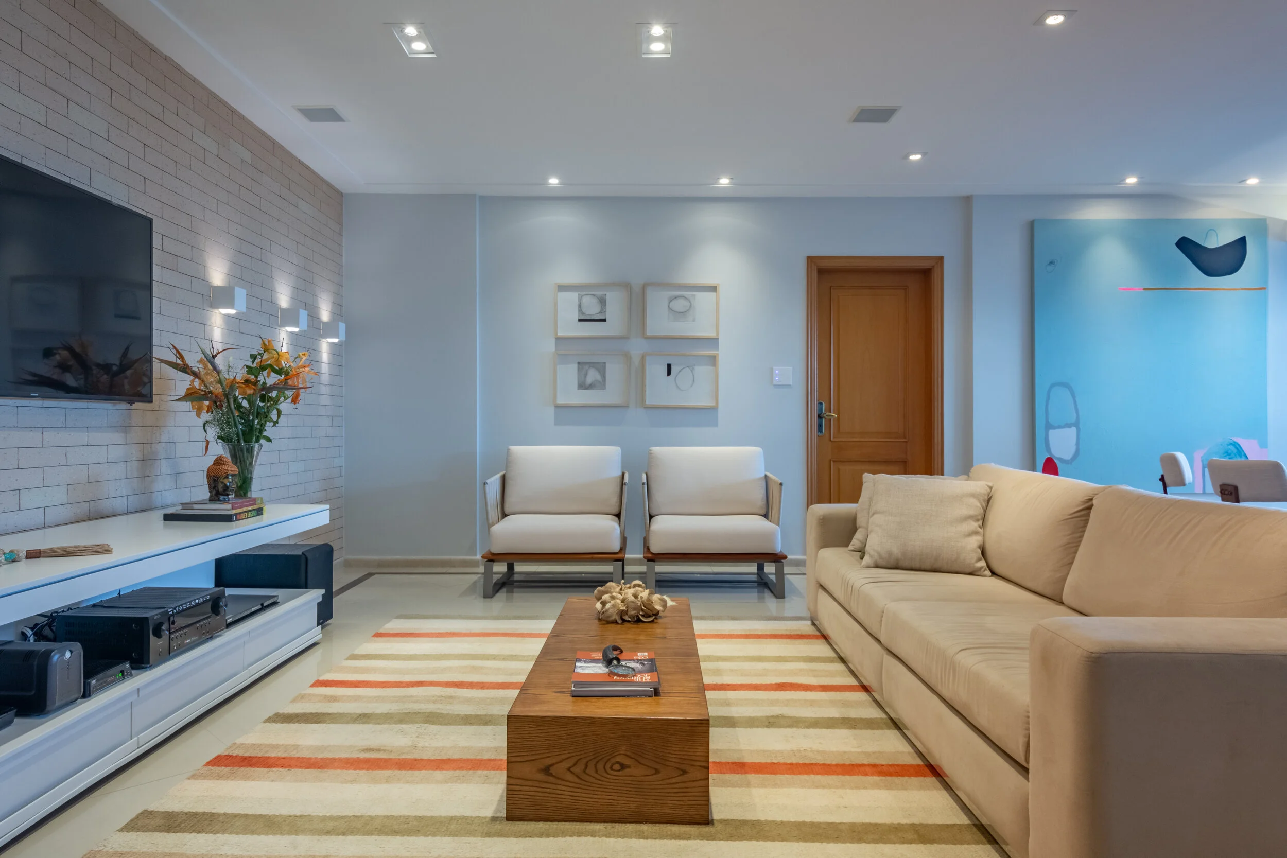 Apto Av Alm Cochrane Arq Valeria Loureiro-14.JPG