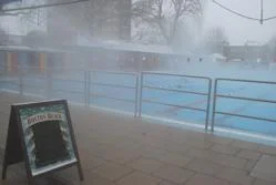 Swimming in London Fields Lido, very steamy in the snow