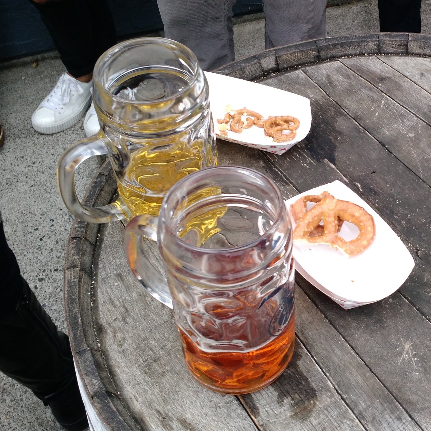 Nearly finished beers at Reuben's, time to get back in line!