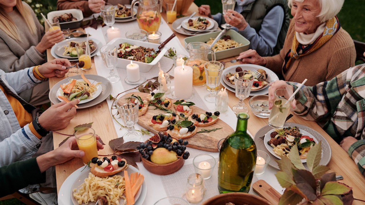 Discover Your&nbsp; Family Stories During the Holidays