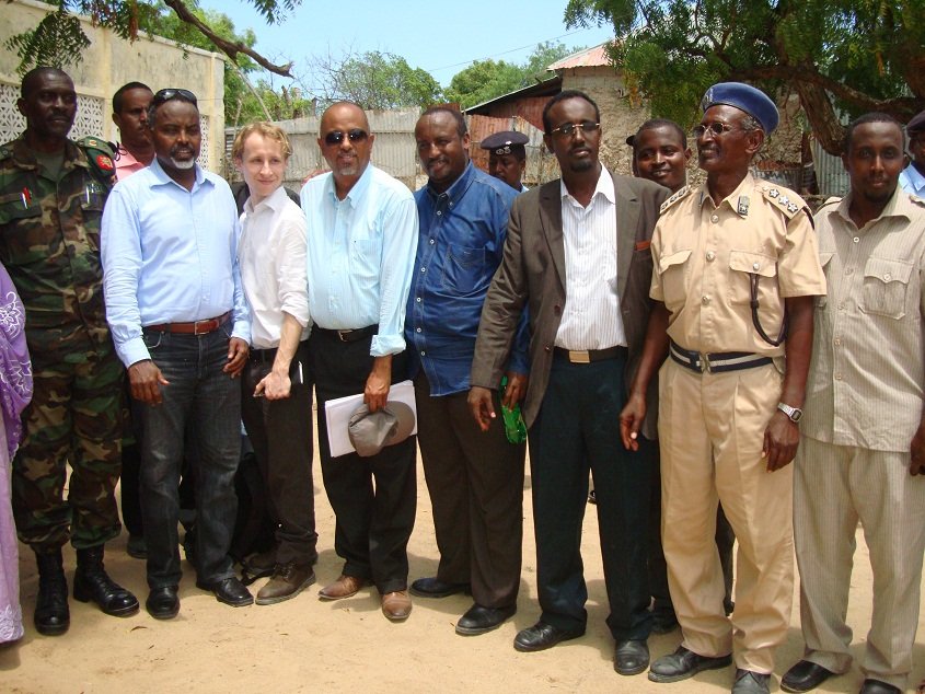 AMISOM_SOMALIA_Mayor_Mogadishu_SutikaSipus.jpg