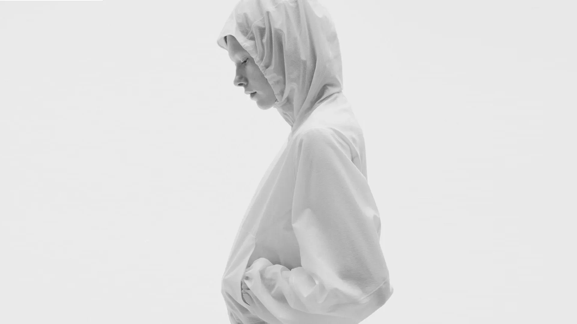 MAX STEFFEN ARCTERYX VEILANCE DESIGN WOMEN.jpg