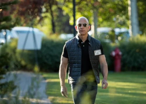 Tech-And-Media-Elites-Attend-Allen-And-Company-Annual-Meetings-In-Idaho.jpeg.CROP.promo-xlarge2.jpg