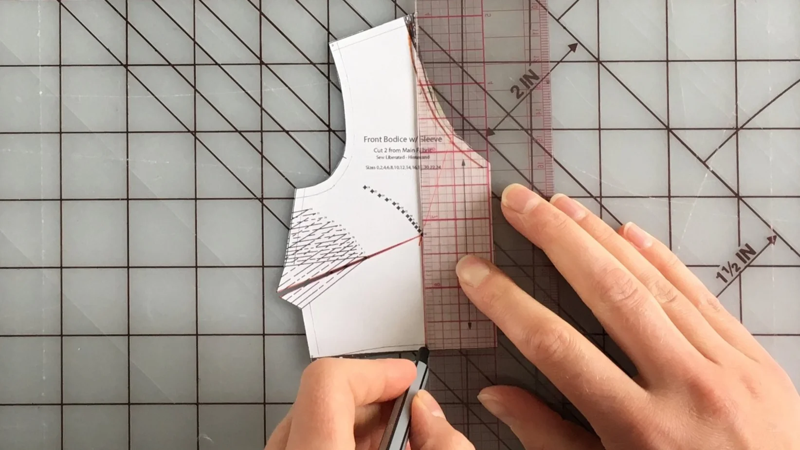 Hinterland+V-neck+tutorial+Fig-15.jpg