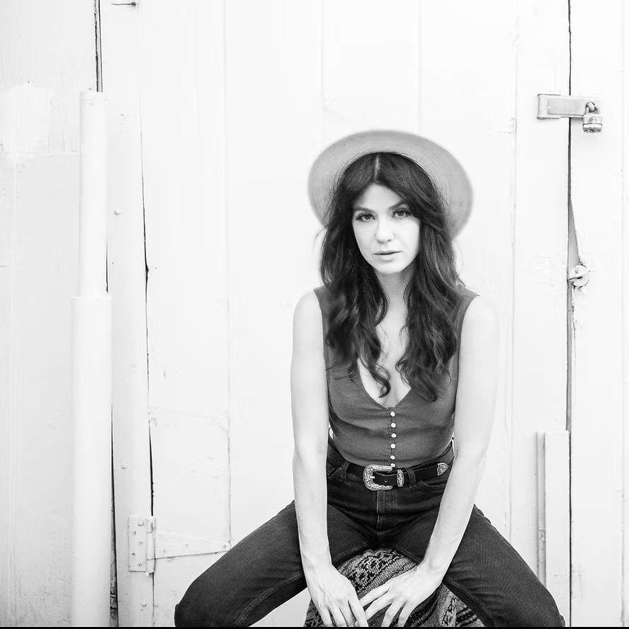 May 8 HEADLINER: Alicia Blue